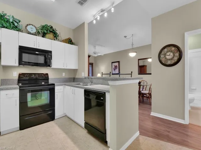 4117 Bellasol Cir # 122, Fort Myers Fl 33916