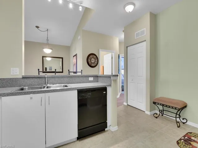 4117 Bellasol Cir # 122, Fort Myers Fl 33916