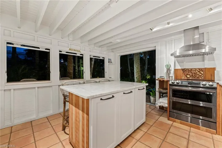 61 12th Ave S, Naples, Florida 34102