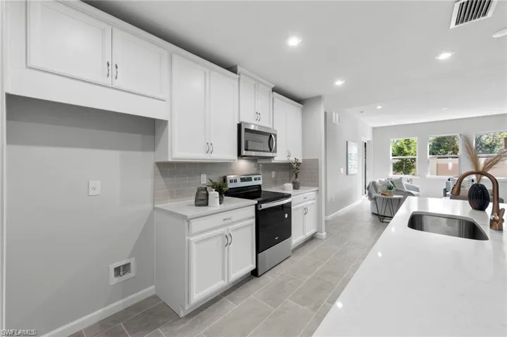 4676 Arboretum Cir 102, Other, Florida 34114