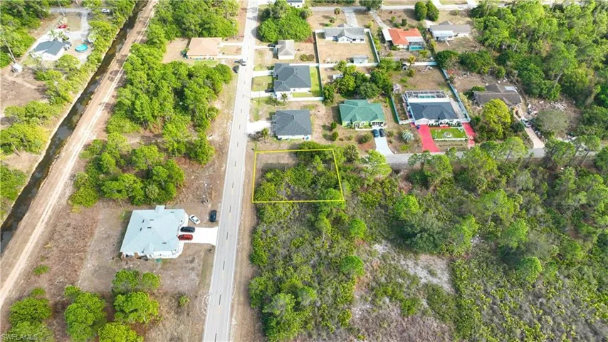 14 E 12th St, Lehigh Acres, Florida 33972