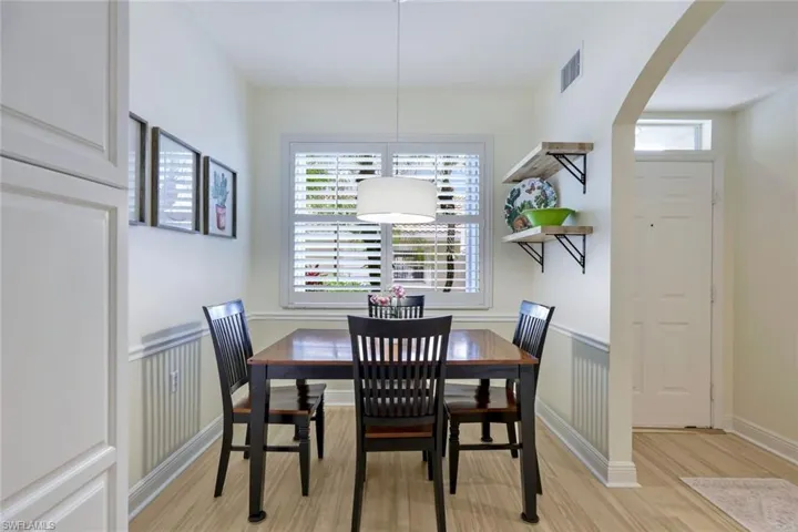 2350 Hidden Lake Ct 8511, Naples, Florida 34112
