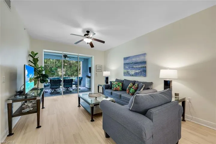 2350 Hidden Lake Ct 8511, Naples, Florida 34112