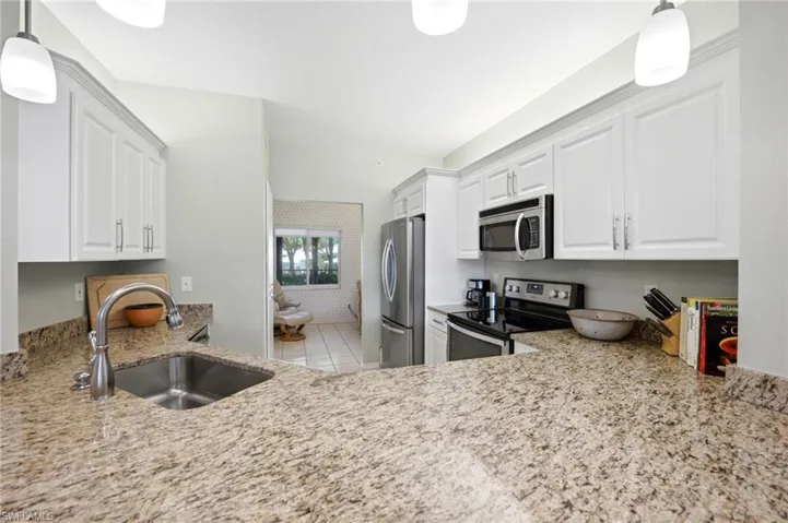 7638 Pebble Creek Cir 102, Naples, Florida 34108