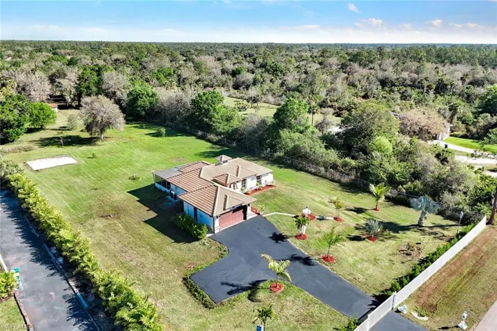 3765  22nd SE AVE, Naples, FL 34117