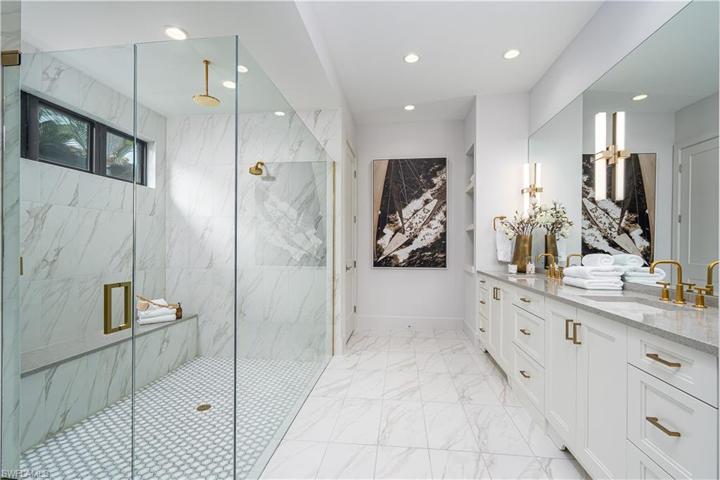 Photo of a previously sold Cameron Model-Master Bathroom
