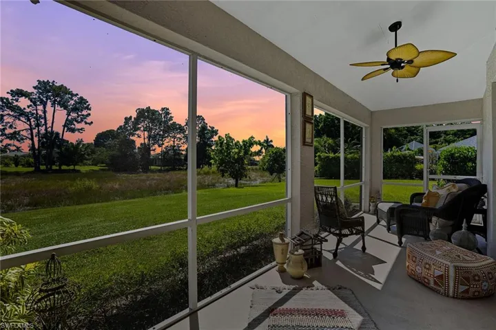 3688  Kent  DR, Naples, FL 34112