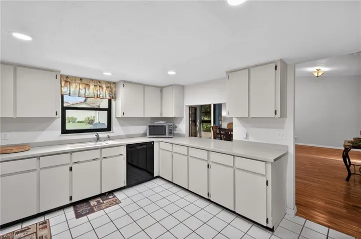 5284  Concord  WAY, Fort Myers, FL 33907