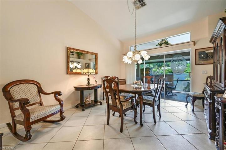 945 Charlemagne BLVD, NAPLES FL 34112