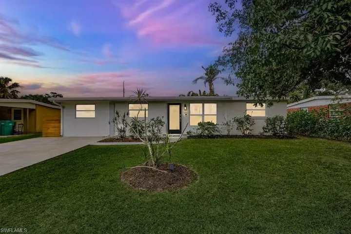 1303 Delmar Ln, Naples, Florida 34104