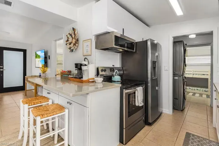 1303 Delmar Ln, Naples, Florida 34104
