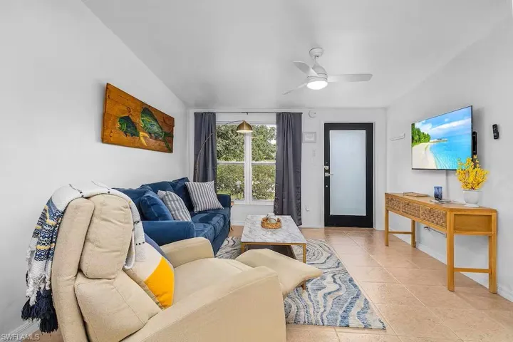 1303 Delmar Ln, Naples, Florida 34104