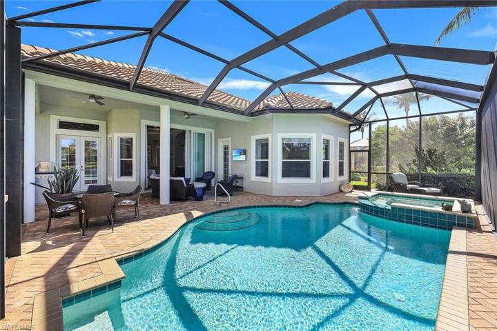 Luxury Pool