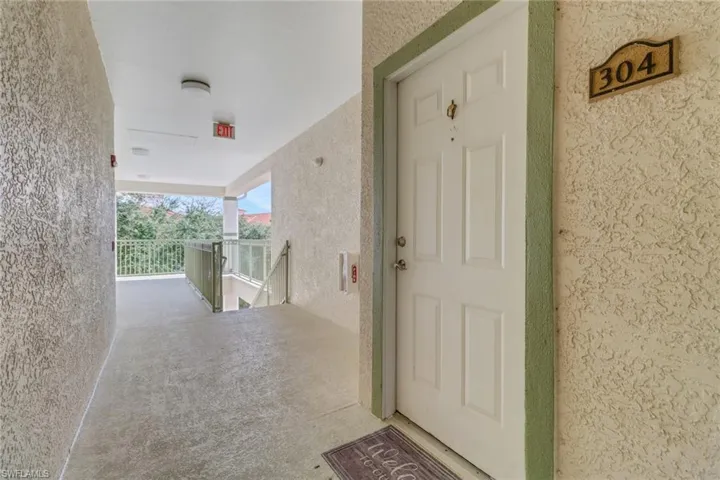 23600 Walden Center Dr 304, Estero, Florida 34134