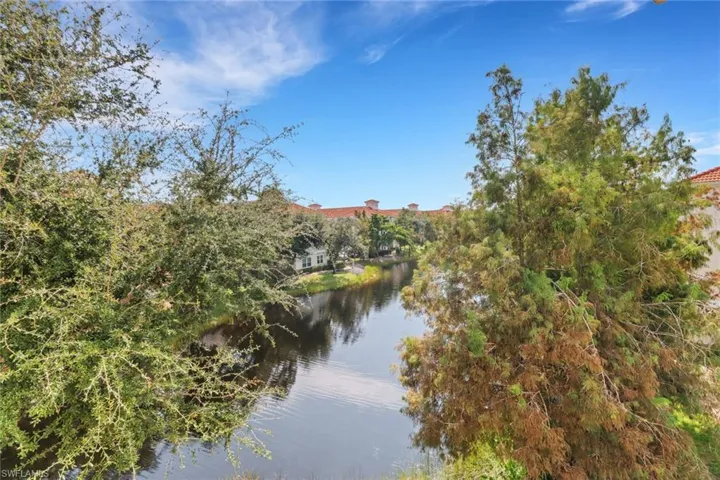 23600 Walden Center Dr 304, Estero, Florida 34134