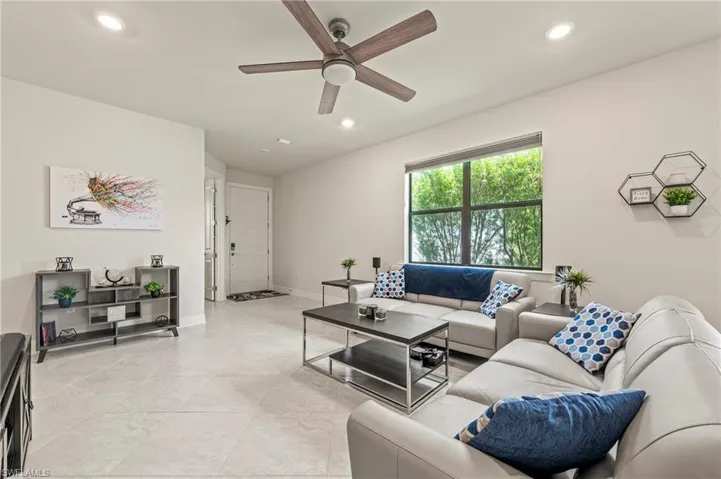 12031  Westmoreland  WAY, Fort Myers, FL 33913