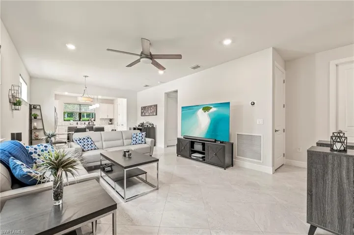 12031  Westmoreland  WAY, Fort Myers, FL 33913