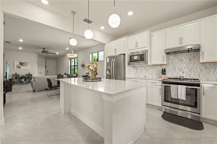 12031  Westmoreland  WAY, Fort Myers, FL 33913