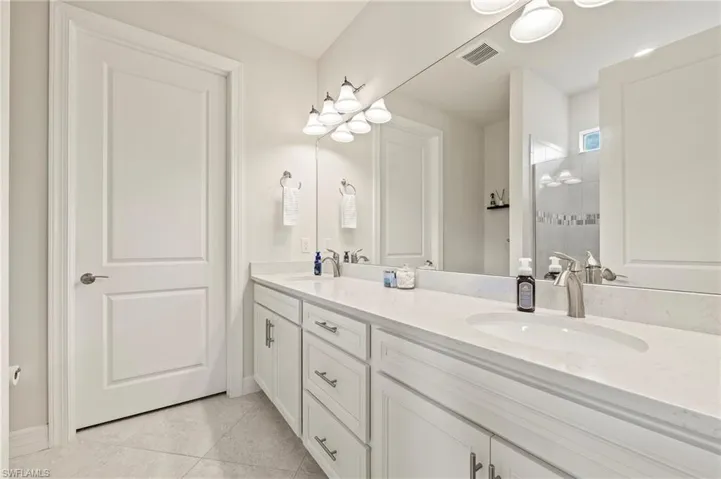 12031  Westmoreland  WAY, Fort Myers, FL 33913