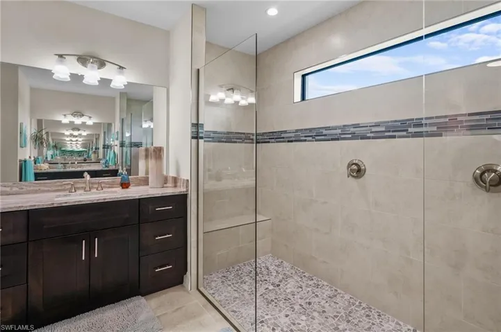 3726 Nw 42nd Pl, Cape Coral, Florida 33993