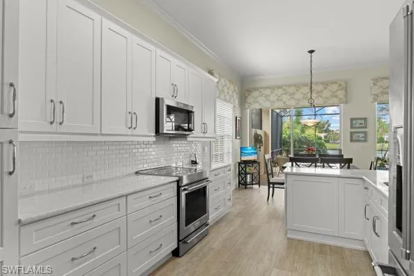 24812 Hollybrier Ln, Bonita Springs, Florida 34134