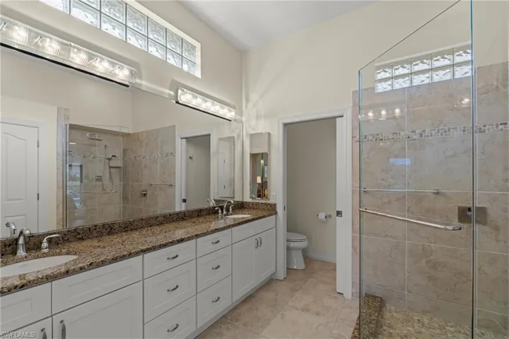 24812 Hollybrier Ln, Bonita Springs, Florida 34134