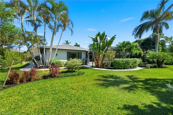 279  Mel Jen  DR, Naples, FL 34105
