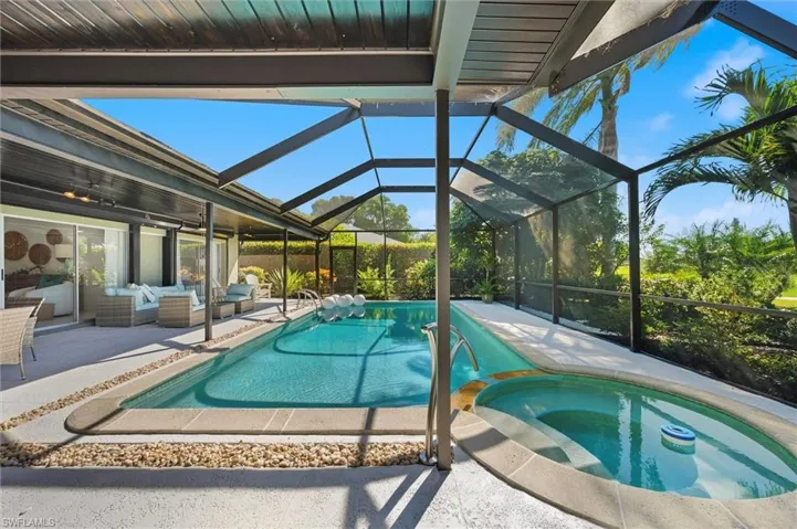 279  Mel Jen  DR, Naples, FL 34105