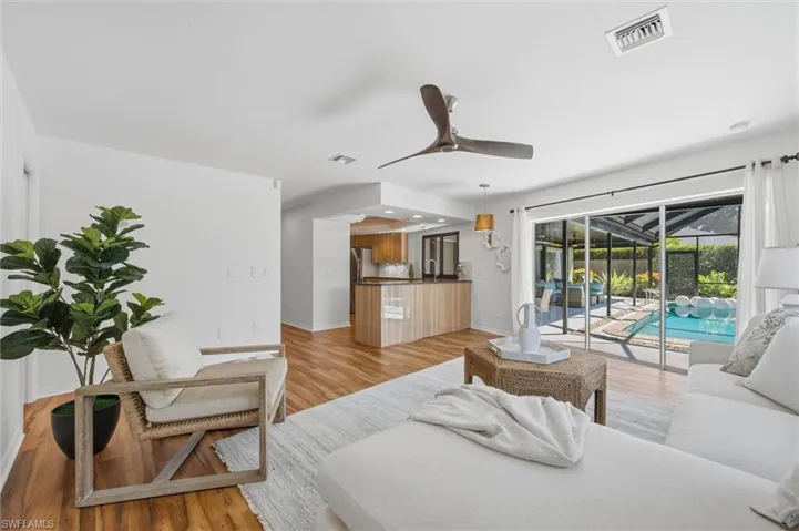 279  Mel Jen  DR, Naples, FL 34105