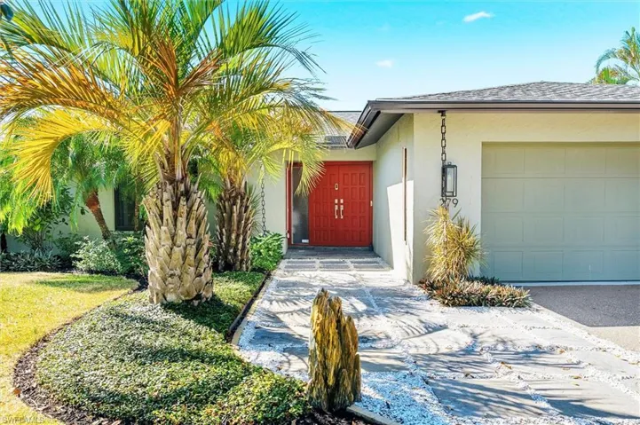 279  Mel Jen  DR, Naples, FL 34105