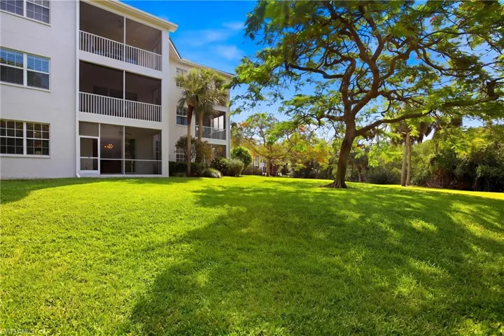 3431 Pointe Creek Ct 102, Bonita Springs, Florida 34134