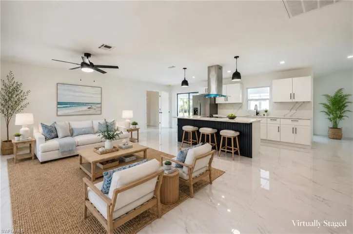 1124 Nw 1st Pl, Cape Coral, Florida 33993