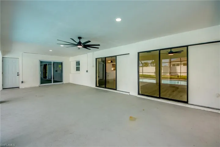 1124 Nw 1st Pl, Cape Coral, Florida 33993