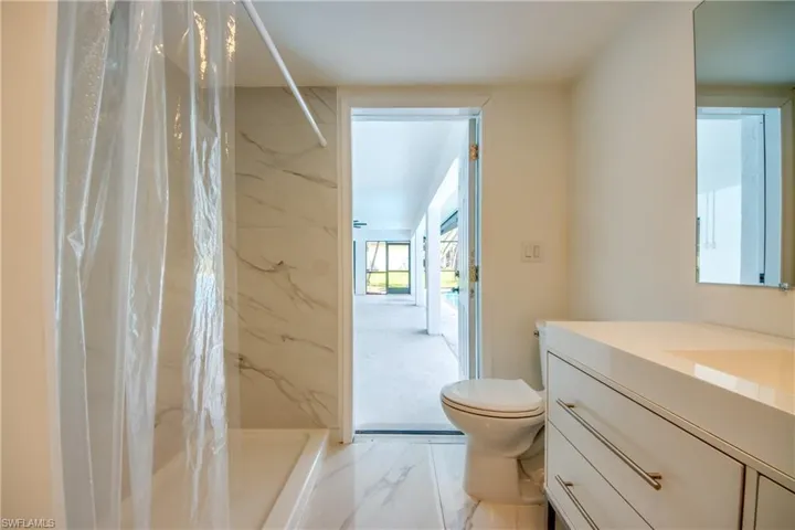 1124 Nw 1st Pl, Cape Coral, Florida 33993