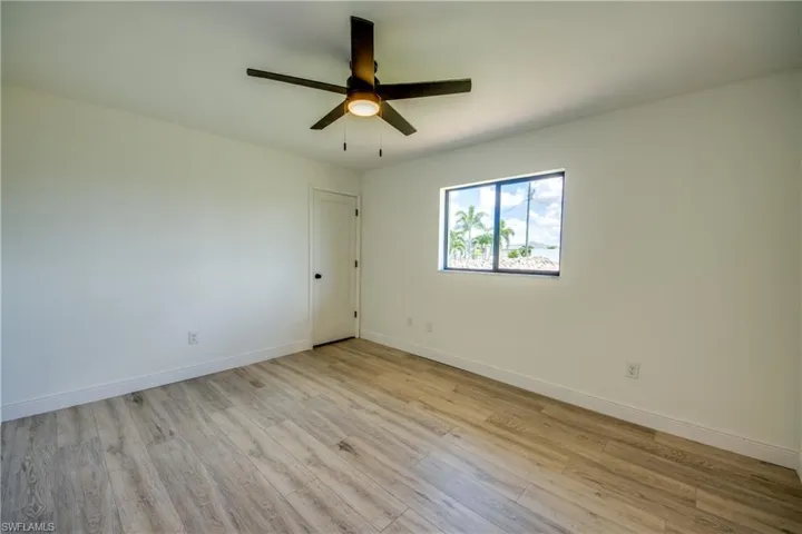 1124 Nw 1st Pl, Cape Coral, Florida 33993