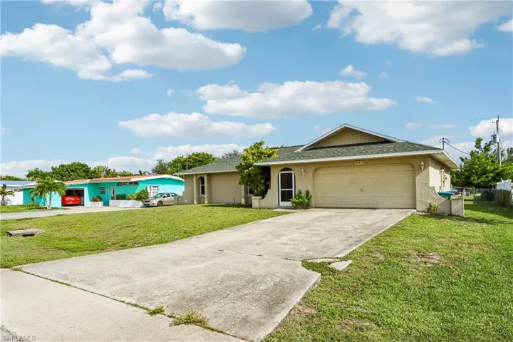 732 Tower Dr, Cape Coral, Florida 33904