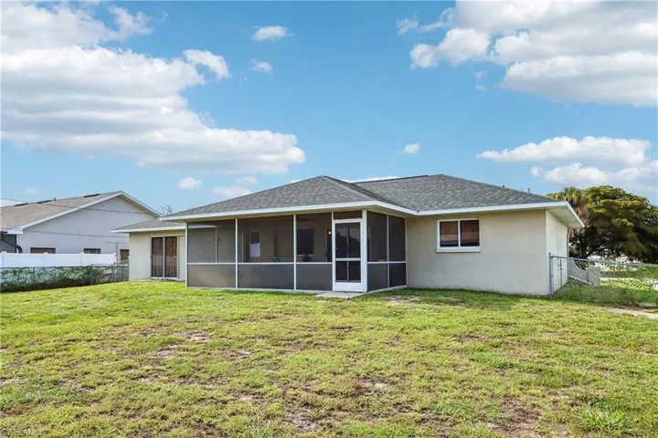 732 Tower Dr, Cape Coral, Florida 33904