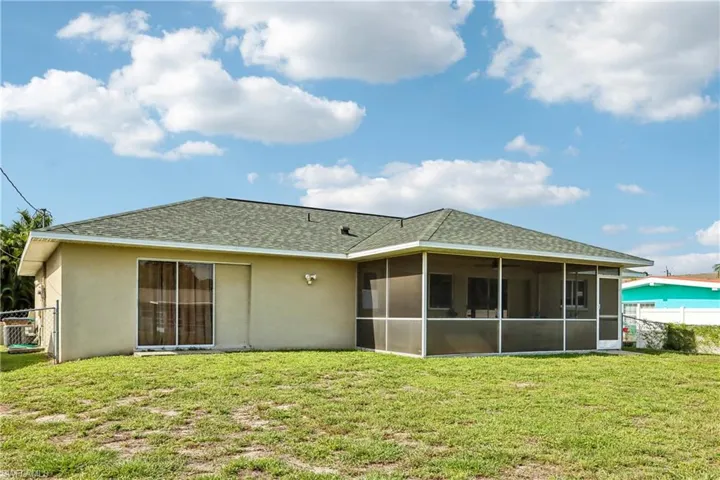 732 Tower Dr, Cape Coral, Florida 33904