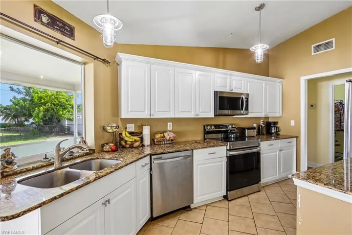 732 Tower Dr, Cape Coral, Florida 33904