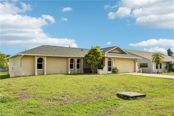 732 Tower Dr, Cape Coral, Florida 33904
