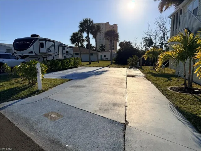 19681  Summerlin 441  RD, Fort Myers, FL 33908