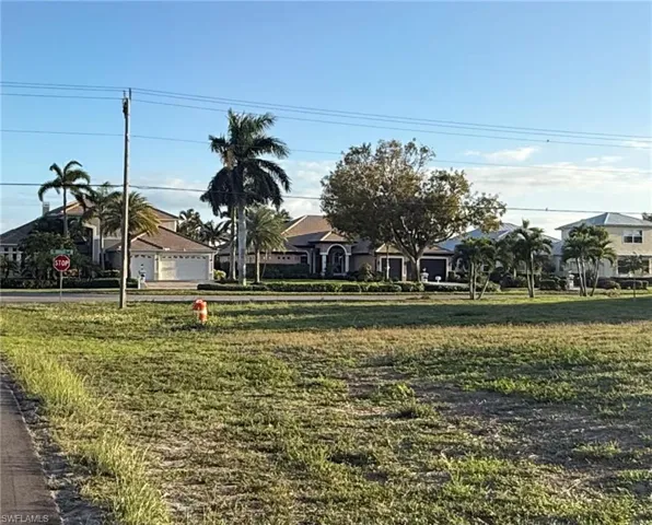 1928 Sw 54th Ln, Cape Coral, Florida 33914