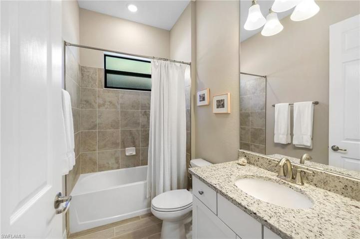 3rd Bathroom that can close off with 3rd Bathroom