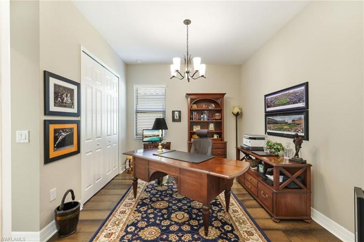 4th Bedroom/Flex Room