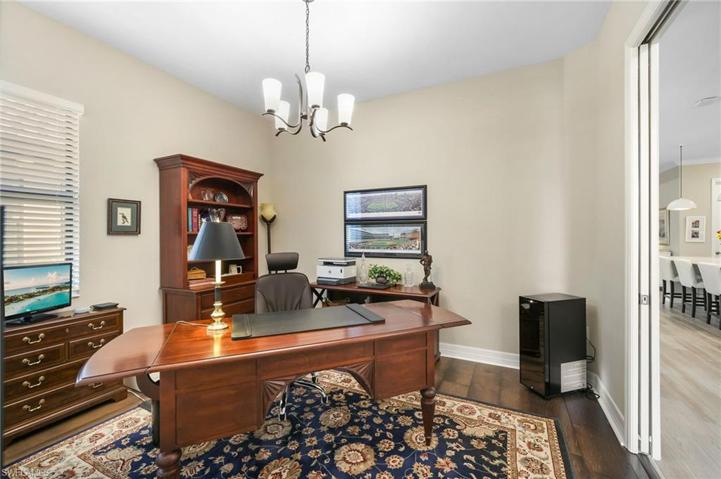 4th Bedroom/Flex Room
