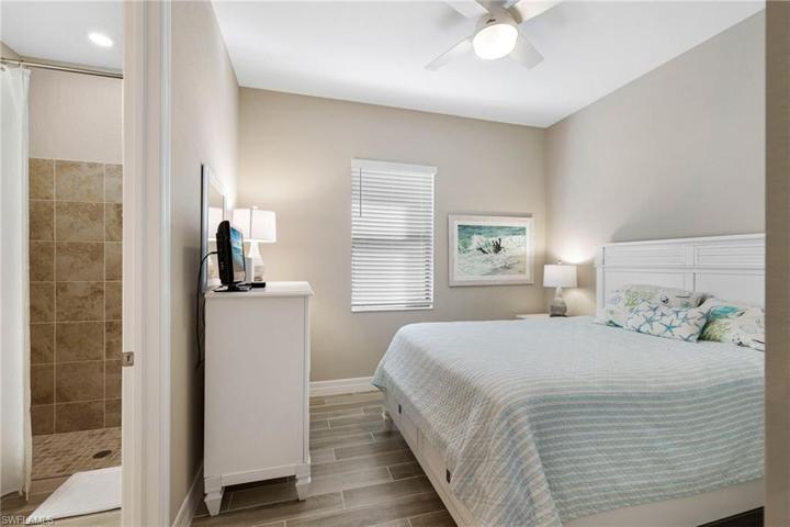 Guest Suite with En-Suite Bathroom