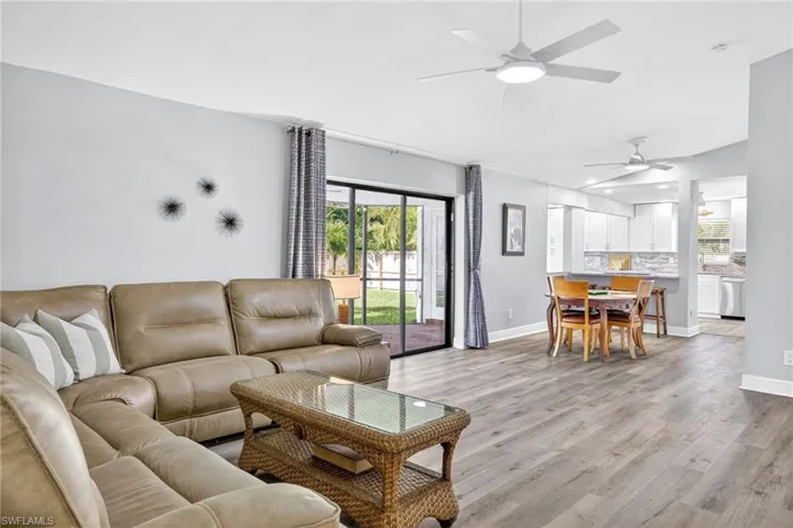 218 SW 43rd  TER, Cape Coral, FL 33914