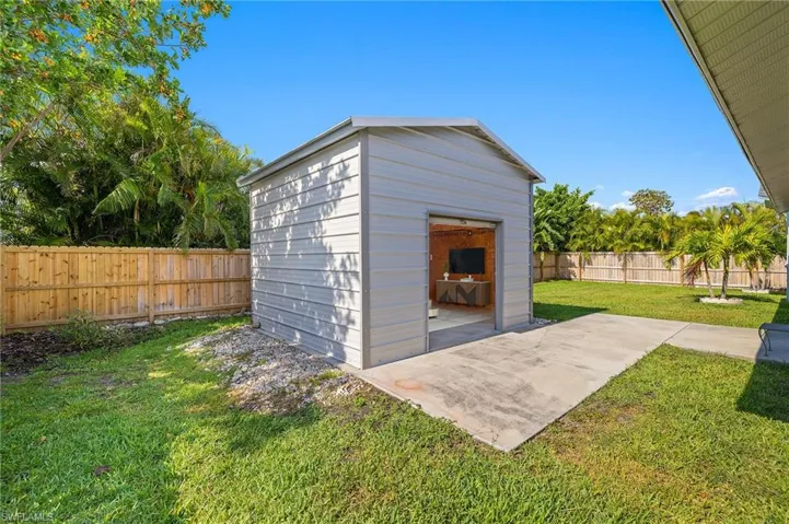 218 SW 43rd  TER, Cape Coral, FL 33914
