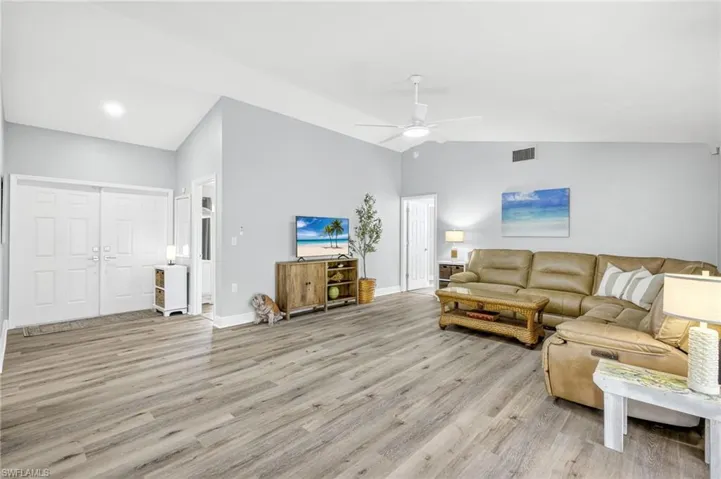 218 SW 43rd  TER, Cape Coral, FL 33914