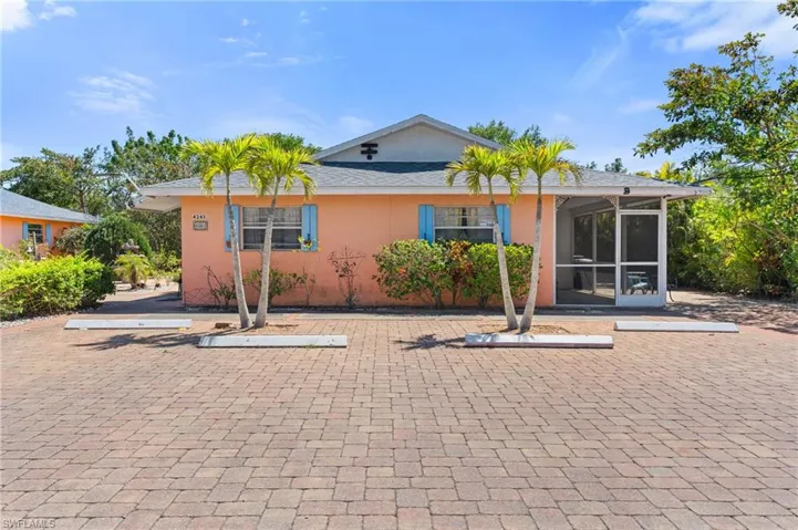 4241 Mariner Ln, Bonita Springs, Florida 34134